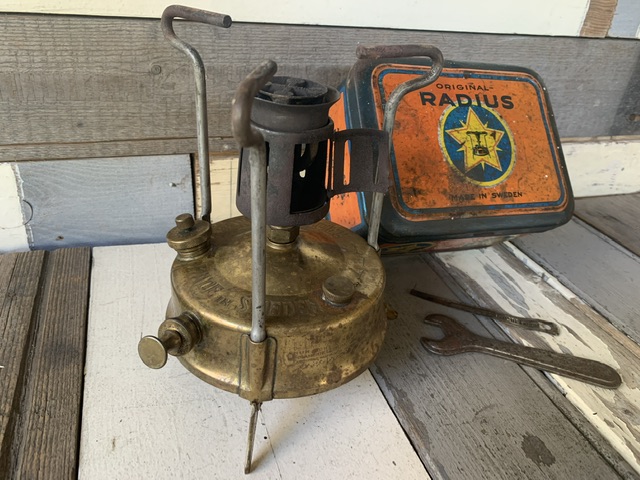 SMALL CAMP STOVE BRASS CAMPING STOVE COLLECTIBLE 1950S VINTAGE